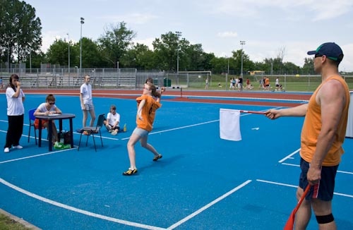 rzucali także piłeczką palantową