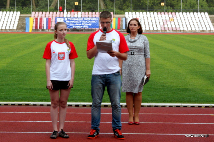 Apel Igrzysk odczytali Waldemar Nowicki z Ejszyszek i Marta Kisielewska z Wilna