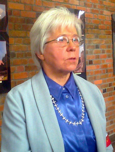prezes Stowarzyszenia "Rodzina Ponarska" Maria Wieloch