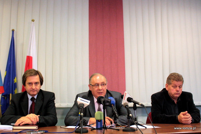Prezydent Łomży na konferencji prasowej ponownie zaapelował o zakończenie akcji protestacyjnej w MPK
