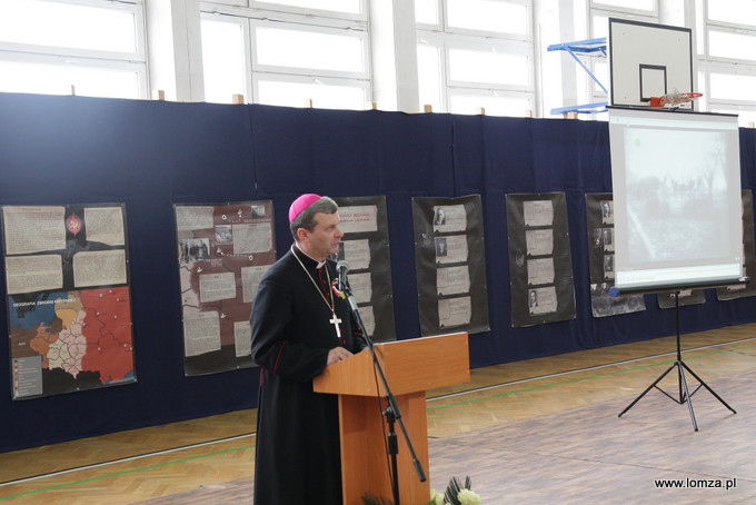 ks. bp Tadeusz Bronakowski