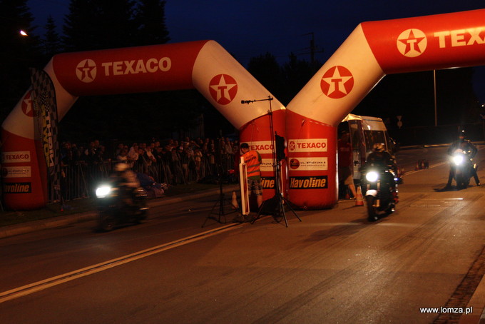 jako dodatkowa atrakcja przeprowadzone zostały wyścigi motocyklowe