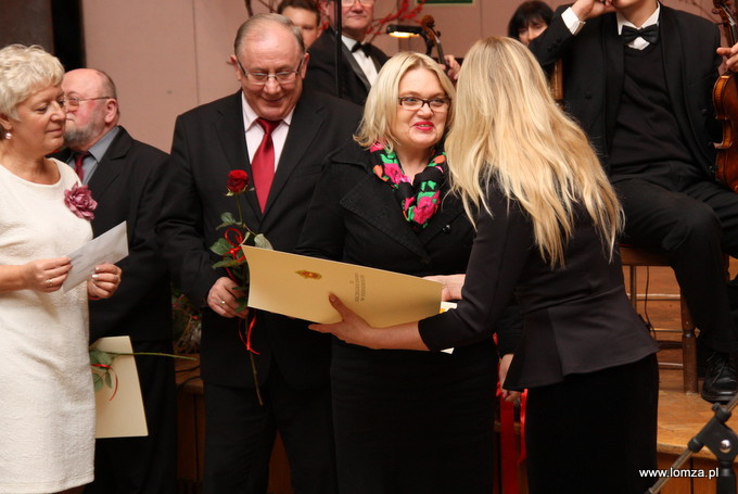 Nagrodę odbiera Anna Starachowska