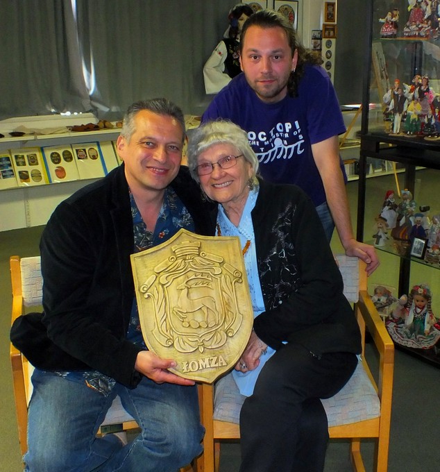 Fot: Polish Heritage Trust Museum w Auckland. Od lewej – Marek Lechowicz, Janina Różycka, Michał Chojak