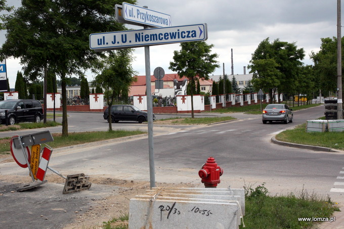 skrzyżowanie ulicy Przykoszarowej i Niemcewicza