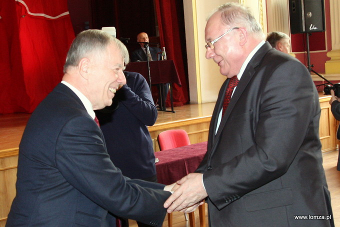 prof. dr hab. Jan Miodek i Prezydent Łomży Mieczysław Czerniawski