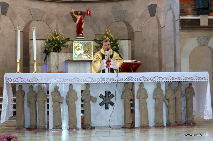Mszę Świętą odprawił ks. bp. Tadeusz Bronakowski