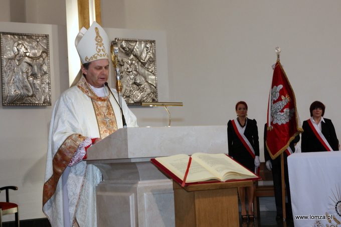 ks. bp. Tadeusz Bronakowski