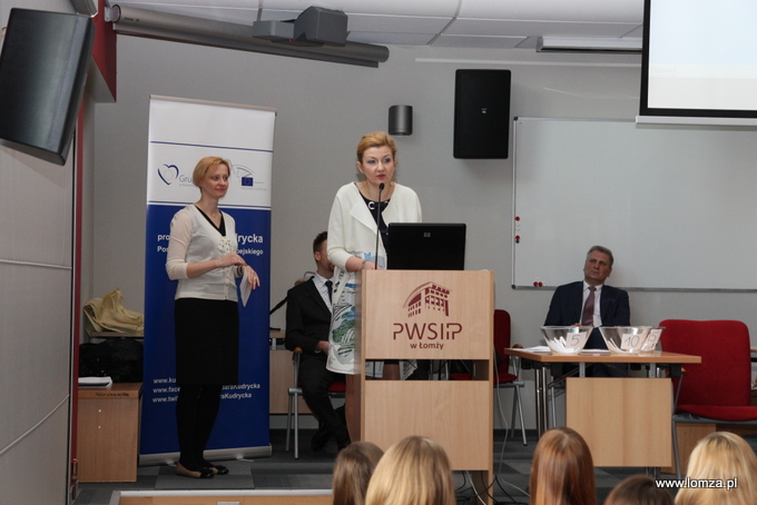 Zastępczyni Prezydenta Łomży - Agnieszka Muzyk wygłosiła wykład inaugurujący konkurs
