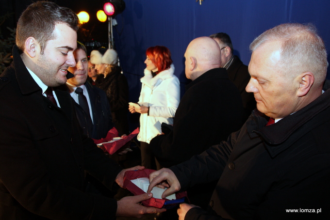 dzielenie się opłatkiem i składanie życzeń