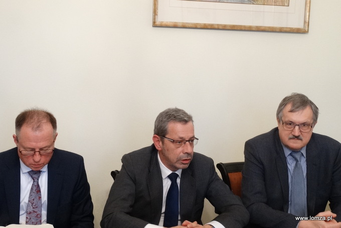 Od lewej: Veit Martin - dyrektor sprzedaży i marketingu CERI International, Miguel-Angel Rodriguez Alvarez - prezes zarządu CERI International oraz Marek Gajowniczek - członek zarządu CERI International