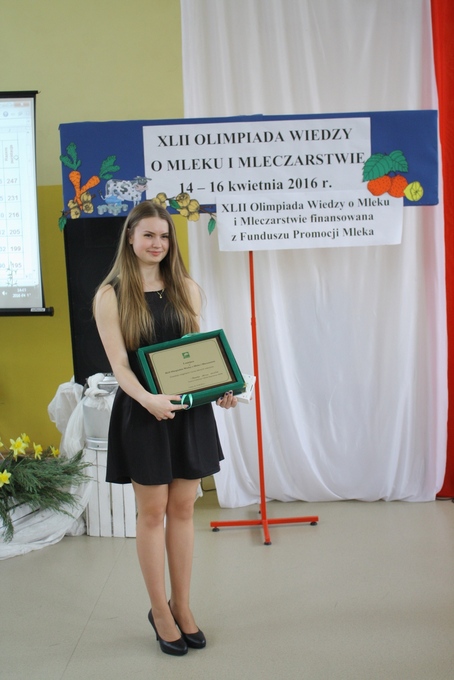 Monika Gałkowska z Zespołu Szkół Chemicznych i Przemysłu Spożywczego w Lublinie, laureatka pierwszej nagrody
