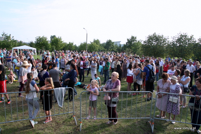 piknik rodzinny w ramach "Łomżyńskich wakacji" i diecezjalnego etapu Światowych Dni Młodzieży