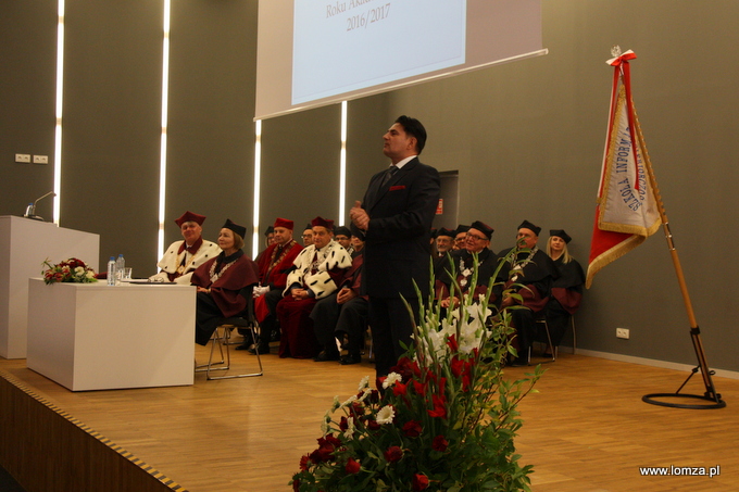 dr Jacek Szymański