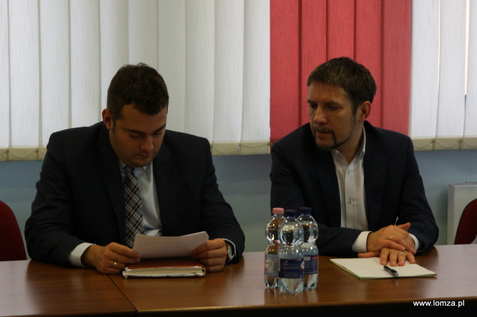 Prezydent Łomży Mariusz Chrzanowski (z lewej) i zastępca Prezydenta Andrzej Garlicki (z prawej)