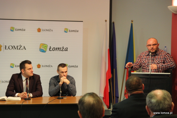 Głos w dyskusji zabrał łomżyński działacz społeczny Marcin Grodzki
