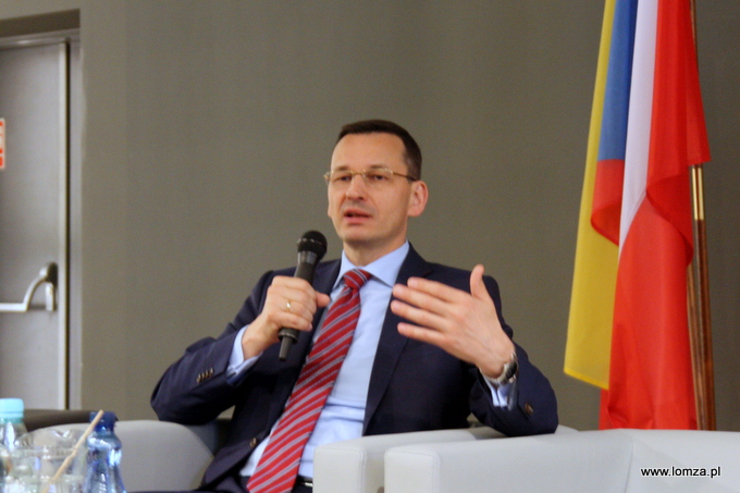 Wicepremier Mateusz Morawiecki na konferencji "Przedsiębiorcza Łomża – otwarta na rozwój: Łomża i województwo podlaskie w Strategii na rzecz Odpowiedzialnego Rozwoju" 