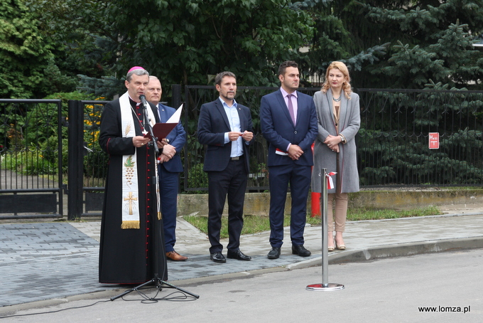 Ulice poświęcił bp Tadeusz Bronakowski