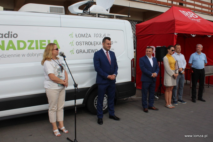 Grażyna Chodnicka,dyrektor III LO