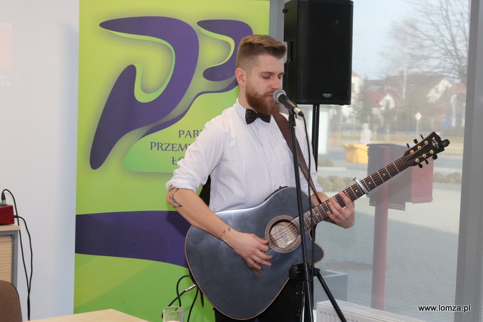 Śniadanie biznesowe swoim występem muzycznym uświetnił Adam Kalinowski