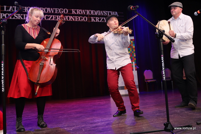 oprawę muzyczną wydarzenia zapewniła Kapela "Miód na Serce"