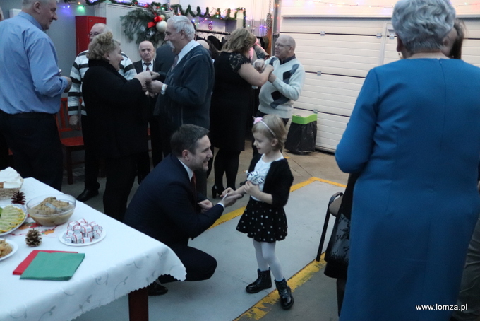 Zastępca prezydenta Łomży Andrzej Garlicki na wigilii w MPK