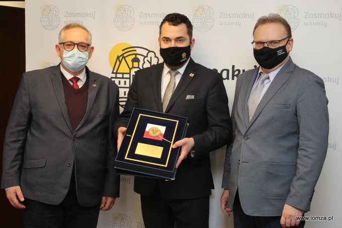 dr Jarosław Schabieński, prezydent Mariusz Chrzanowski, dr hab. Krzysztof Sychowicz