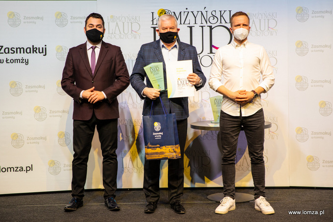 laur odbiera Andrzej Wojtkowski