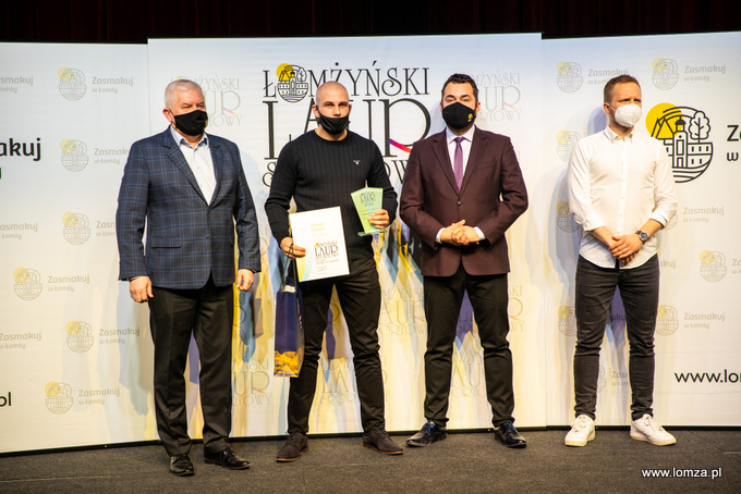 laur odbiera Krystian Cwalina