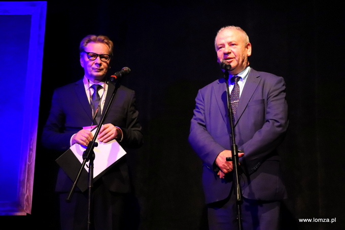 dyrektor Jarosław Antoniuk i wicemarszałek Marek Olbryś
