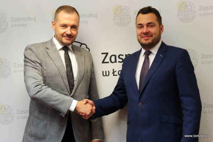 Prof. Maciej Perkowski, szef Europe Direct Podlaskie oraz Prezes Fundacji Prawo i Partnerstwo w gabinecie Prezydenta Miasta Łomża dr. Mariusza Chrzanowskiego 