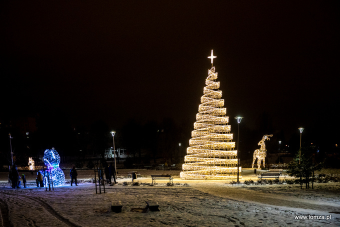 iluminacje świąteczne w Parku Jana Pawła II - Papieża Pielgrzyma
