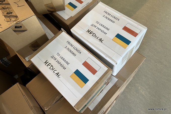 paczki od mieszkańców Łomży z pomocą dla Ukrainy