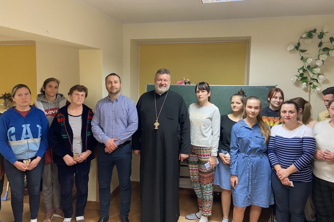 Spotkanie z ukraińskimi uchodźcami w ośrodku Caritas Diecezji Łomżyńskiej w Ptakach