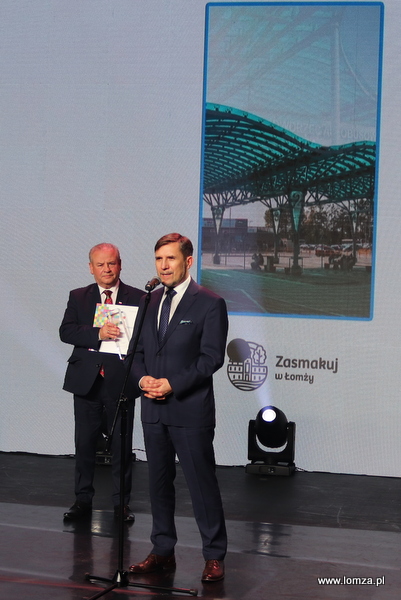 w ubiegłym roku Podlaską Marką w kategorii "Inwestycja" zostało Centrum Przesiadkowo - Komunikacyjne w Łomży 