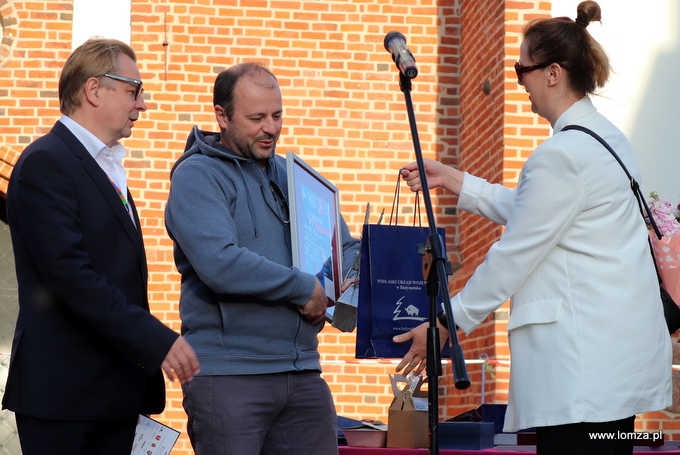 Peter   Kus otrzymuje nagrodę za   muzykę   do   spektaklu   "Forest   of   Songs”   Kuskus   Institute,   Art   Production
(Słowenia, Chorwacja). 
