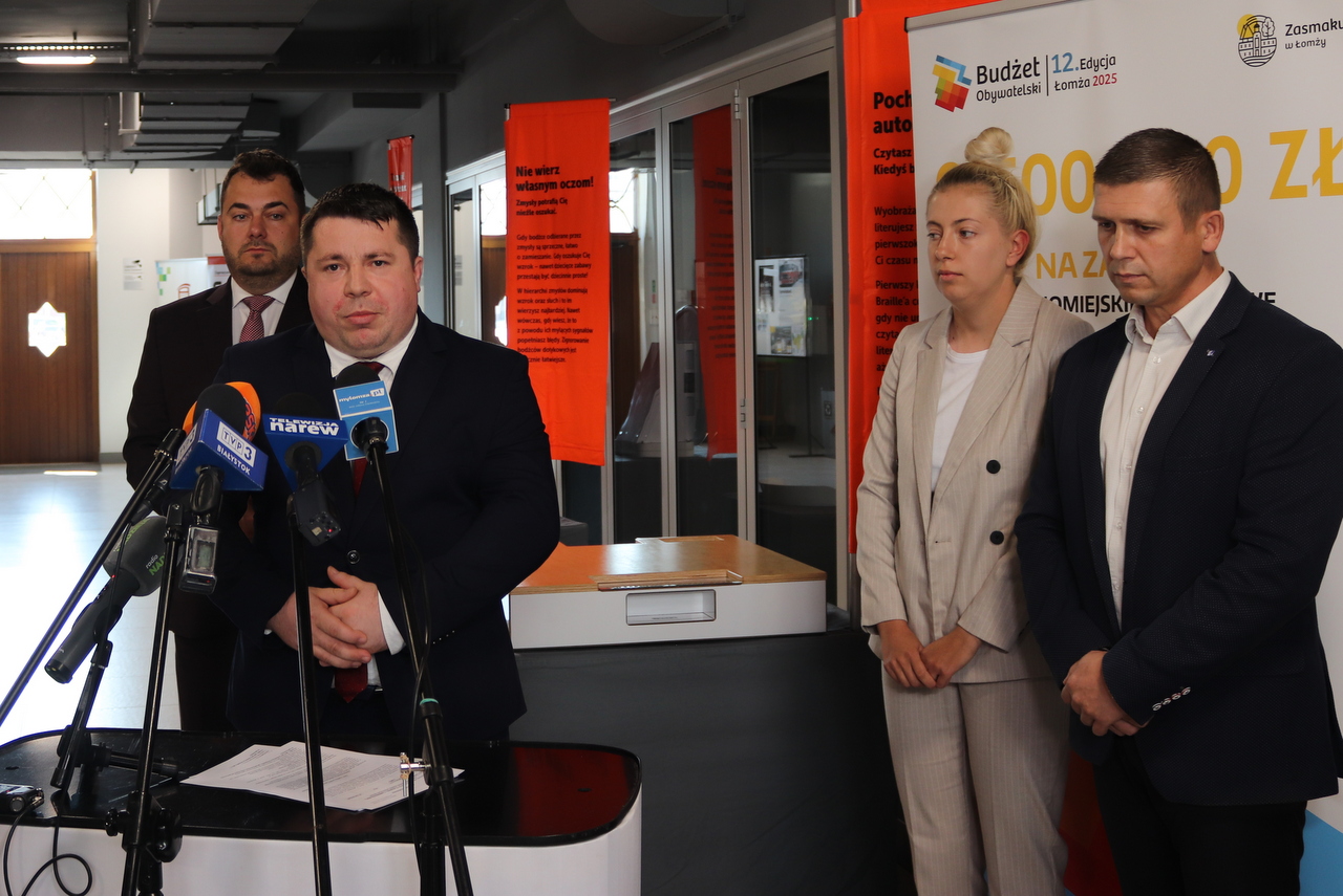 do udziału w głosowaniu zachęcali prezydent Mariusz Chrzanowski, jego zastępca Andrzej Stypułkowski (przewodniczący Rady Budżetu), pomysłodawczyni projektów w BO Angelika Obrycka i przewodniczący Rady Osiedla nr 11 Piotr Pawłowski