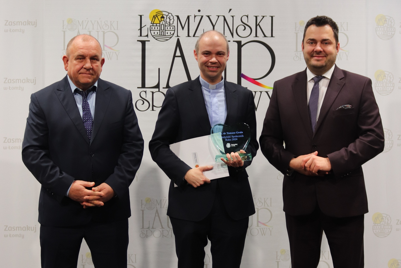 Łomżyńskim Społecznikiem Roku 2024 został ks. dr Tomasz Grala