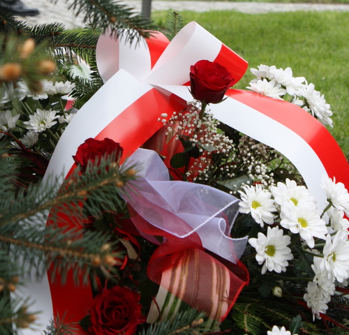 Biało-czerwonej - honor i cześć!