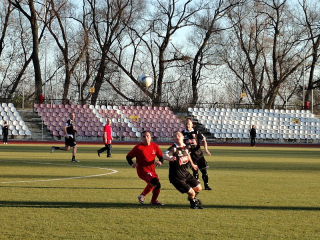 W charytatywnym meczu samorządowcy pokonali Oldobjów ŁKS-u