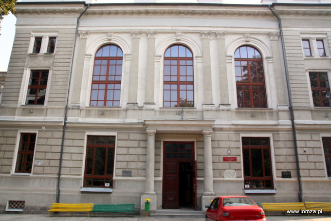 II LO doczeka się sali sportowej