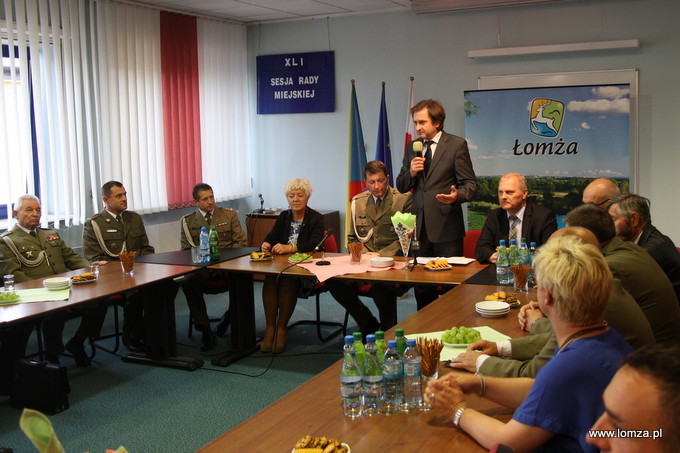 Władze Łomży spotkały się z wojskiem