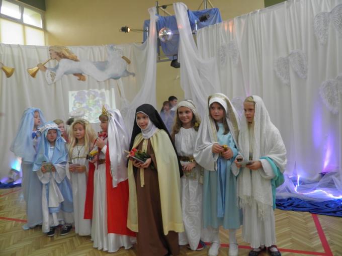 Bal Wszystkich Świętych w SP 5