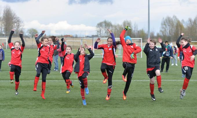 Ostatnie miejsca w klasie sportowej dziewcząt o profilu piłkarskim