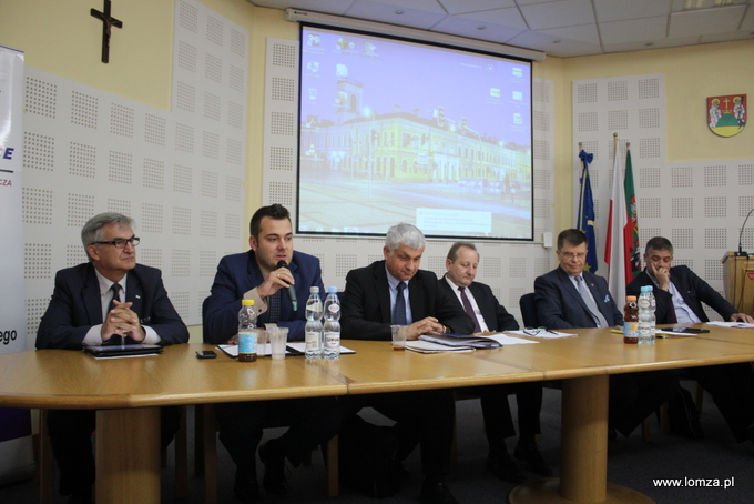 O drogach na Podlaskim Forum Gospodarczym w Suwałkach