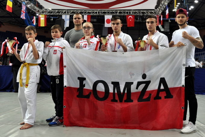 Medale karateków z ŁKK