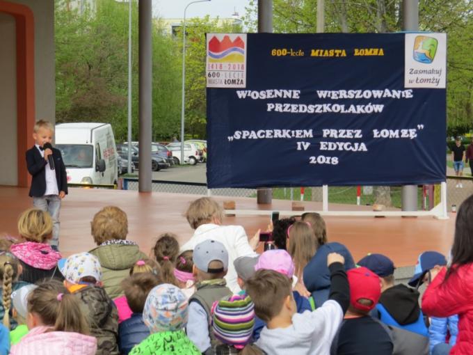 Rodzinny przegląd wierszy w przedszkolu