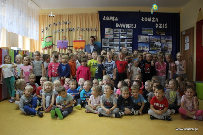 Prezydent czytał dzieciom