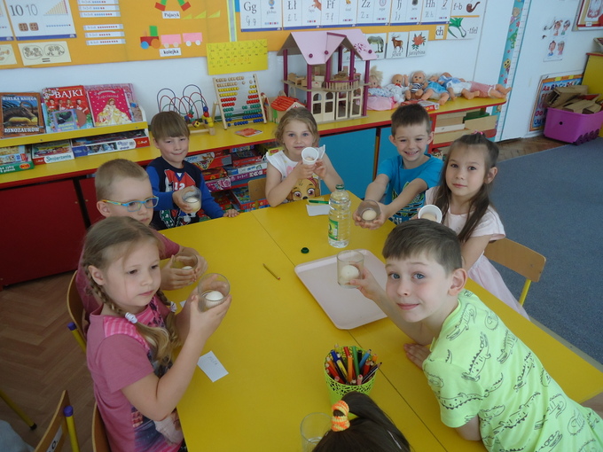 Co się kryje w jajku? - projekt 