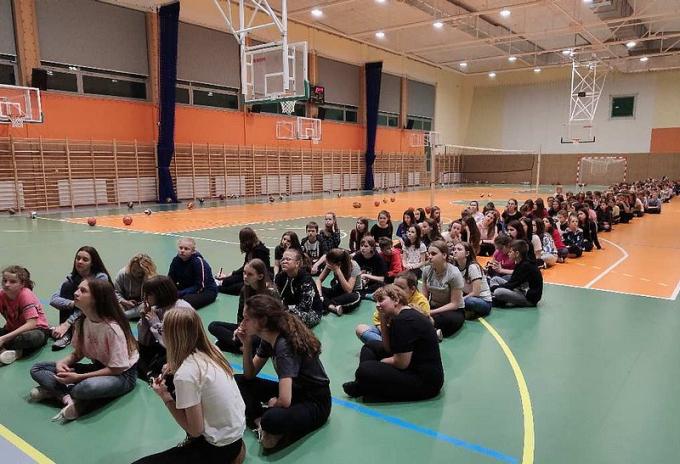 Noc w Siódemce – rozum nie śpi…